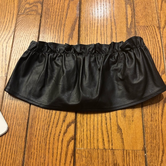 Black Ruffled Top - Picture 2 of 2